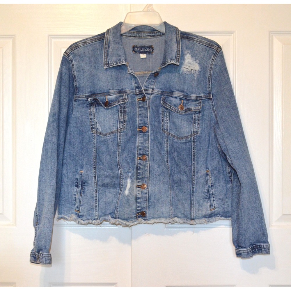 Maurices Blue Jean Denim Distressed Trucker Jacket Womens 3 (see measurements)‎